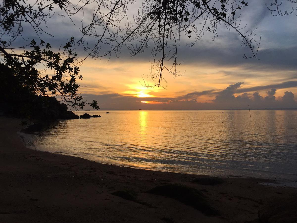 West Coast Beach Resort 帕干岛 外观 照片