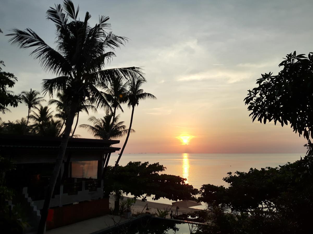 West Coast Beach Resort 帕干岛 外观 照片