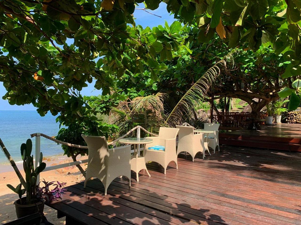 West Coast Beach Resort 帕干岛 外观 照片