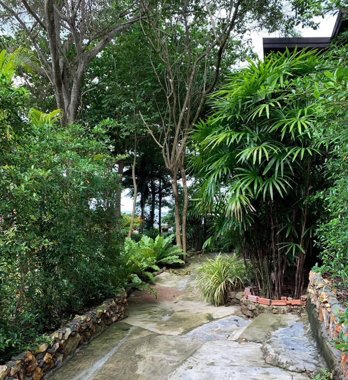West Coast Beach Resort 帕干岛 外观 照片